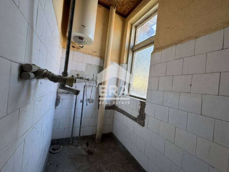 Продава  Къща град Силистра , Митница , 89 кв.м | 64799347 - изображение [6]