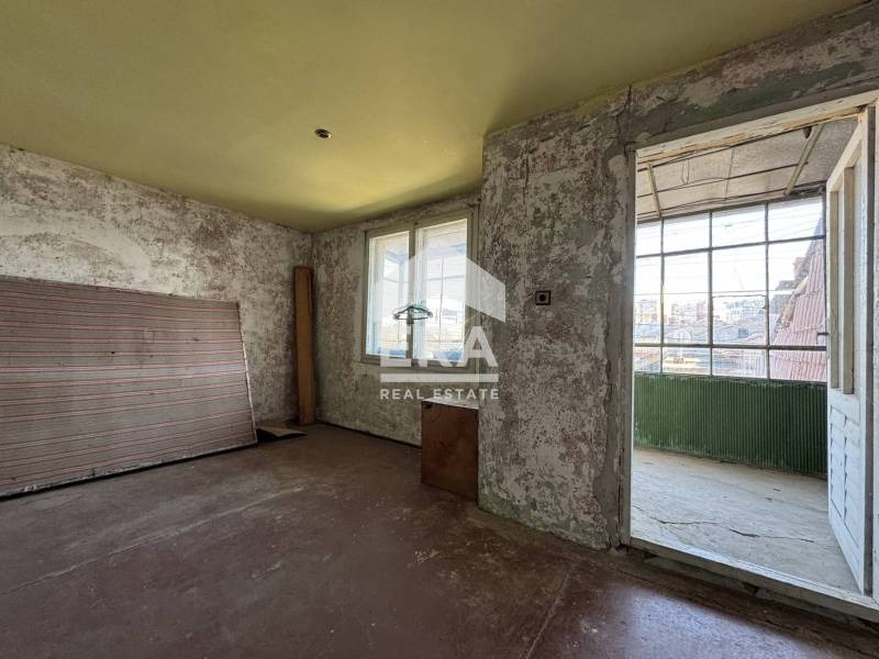 Продава  Къща град Силистра , Митница , 89 кв.м | 64799347 - изображение [2]