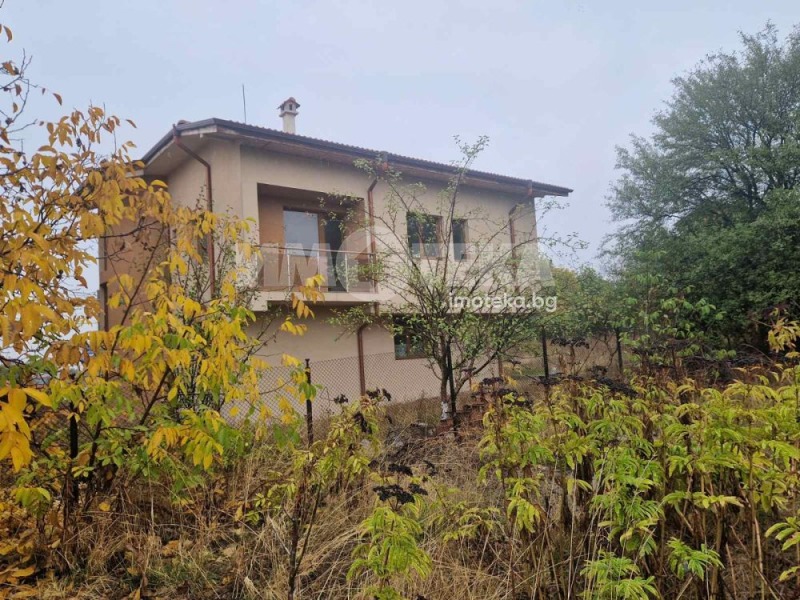 Продава КЪЩА, гр. София, с. Волуяк, снимка 7 - Къщи - 52319240