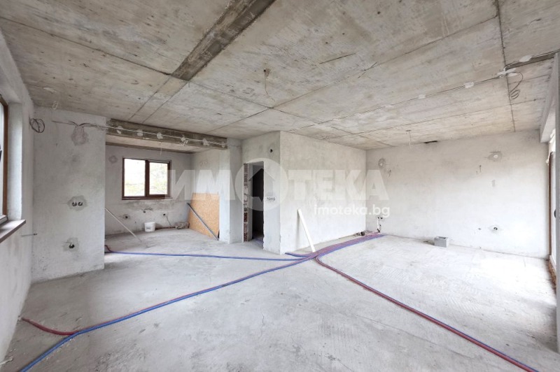 Продава КЪЩА, гр. София, с. Волуяк, снимка 6 - Къщи - 52319240