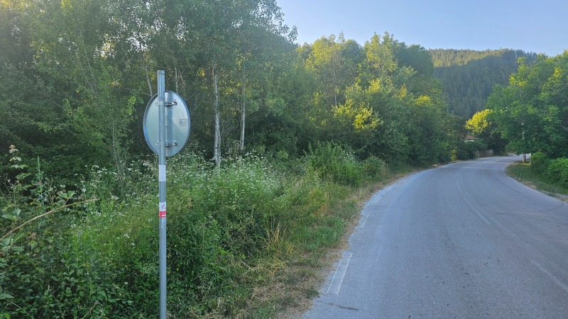 Til salg  Grund region Sofia , Malki Iskar , 832 kvm | 68555268 - billede [2]