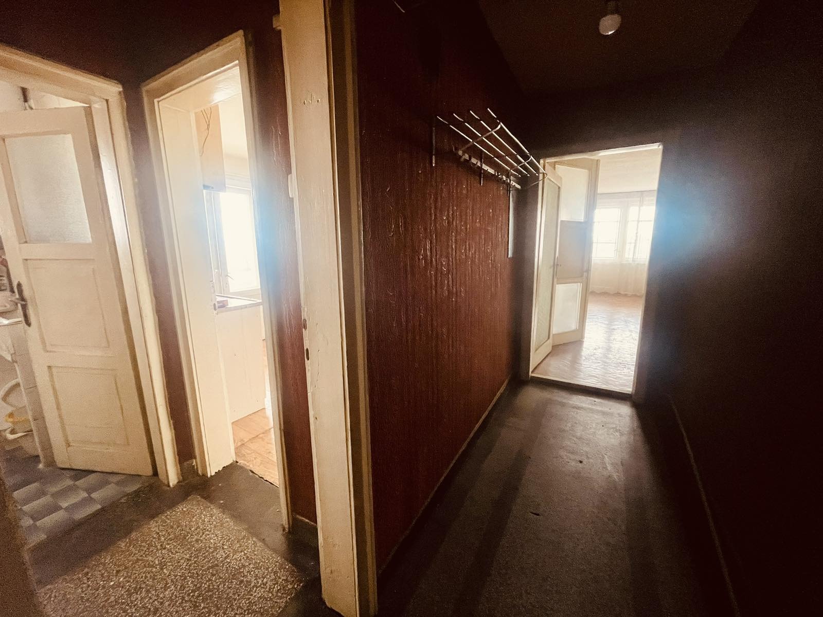 Продава 3-СТАЕН, гр. Шумен, Добруджански, снимка 4 - Апартаменти - 54264053