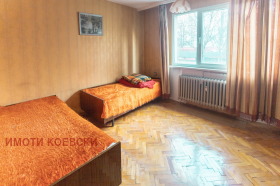 1 dormitorio Ilinden, Sofia 3