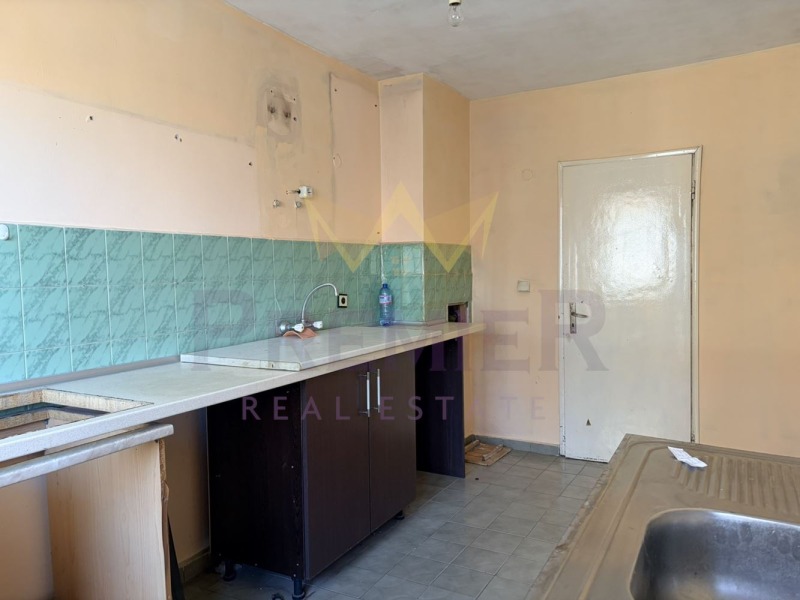 Продава 3-СТАЕН, гр. Бургас, Възраждане, снимка 5 - Апартаменти - 52439952