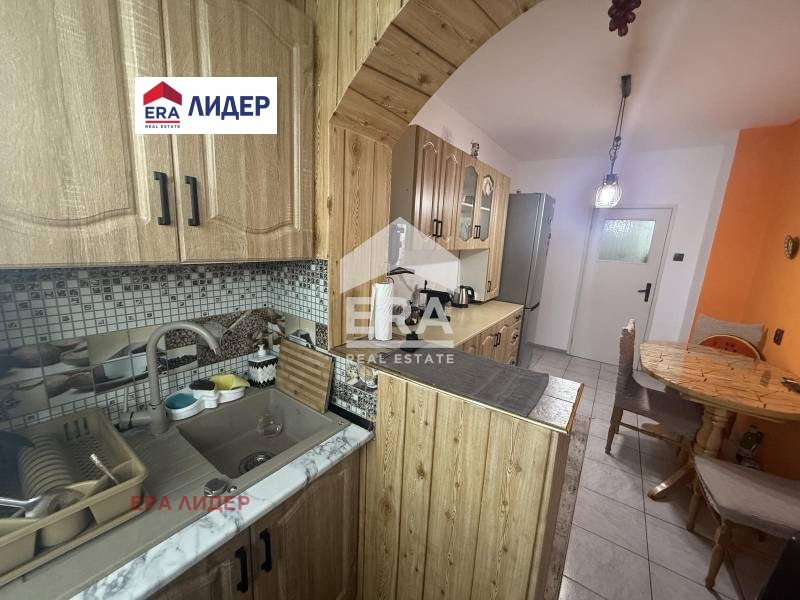 Продава 3-СТАЕН, гр. Русе, Родина 2, снимка 4 - Апартаменти - 54545705