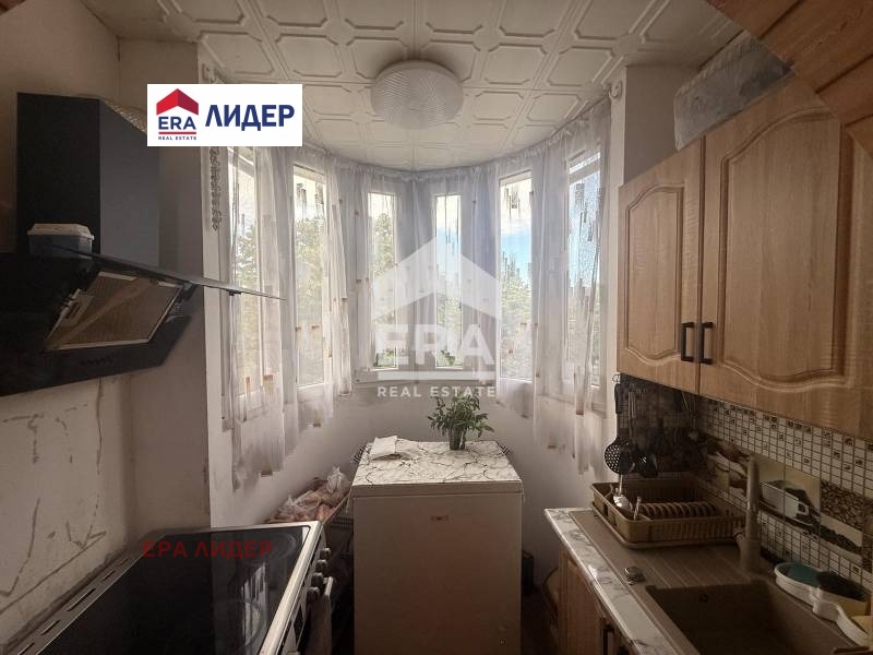 Продава 3-СТАЕН, гр. Русе, Родина 2, снимка 5 - Апартаменти - 54545705