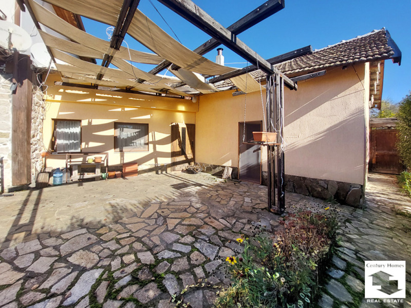 Продава КЪЩА, с. Емен, област Велико Търново, снимка 14 - Къщи - 52468512