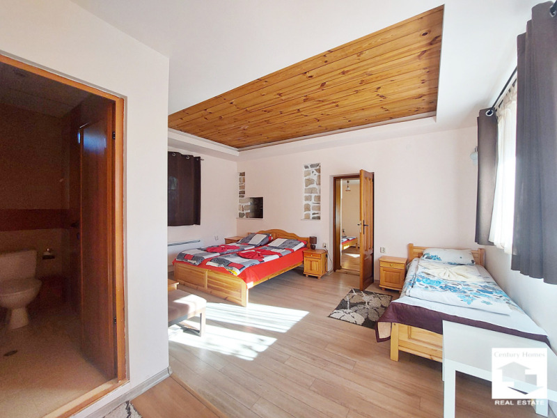 Продава КЪЩА, с. Емен, област Велико Търново, снимка 11 - Къщи - 52468512