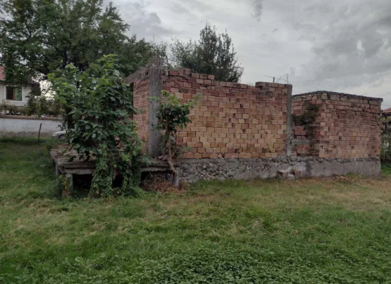 Продава  Парцел област Пловдив , с. Бегунци , 740 кв.м | 63097794