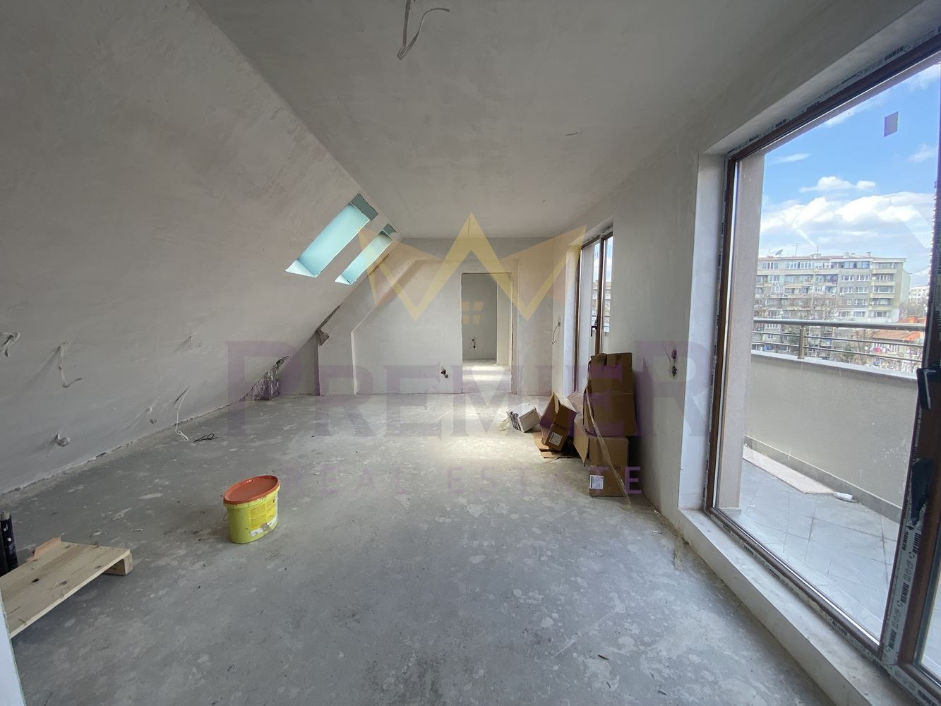 Продава 2-СТАЕН, гр. София, Банишора