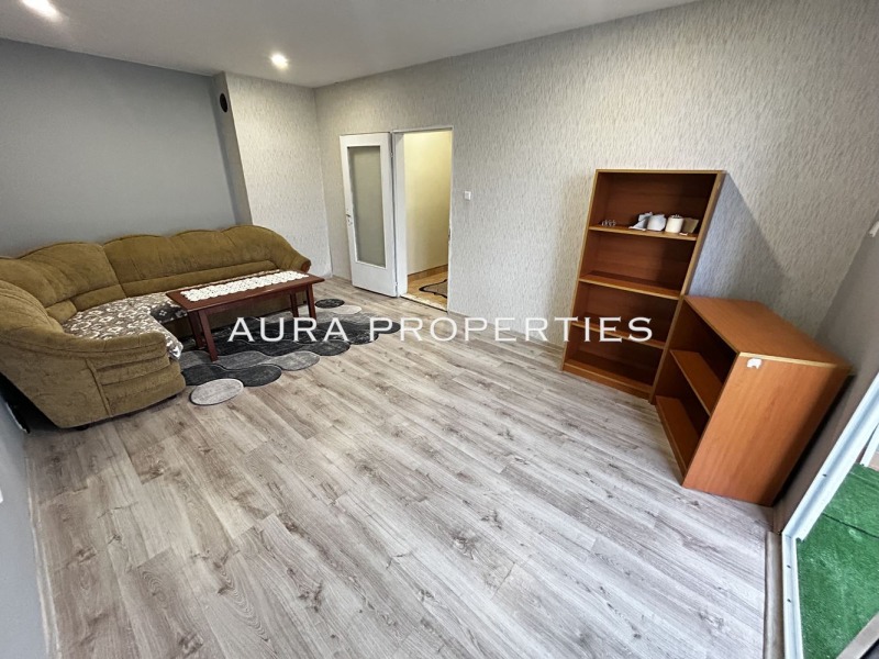 Продава  2-стаен град Разград , Орел , 62 кв.м | 42010433 - изображение [2]