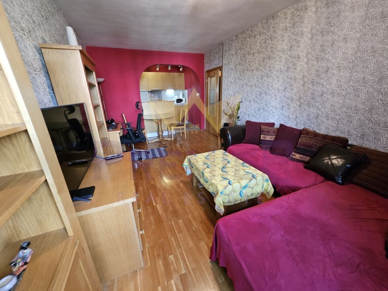 À vendre  2 chambres Sofia , Razsadnika , 85 m² | 79355980