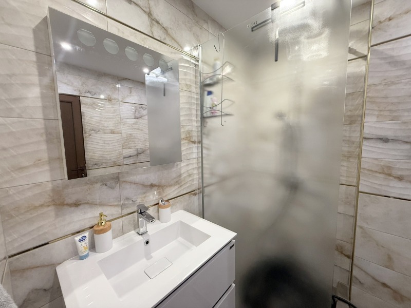 Продава  4-стаен град Велико Търново , Колю Фичето , 153 кв.м | 41344844 - изображение [5]