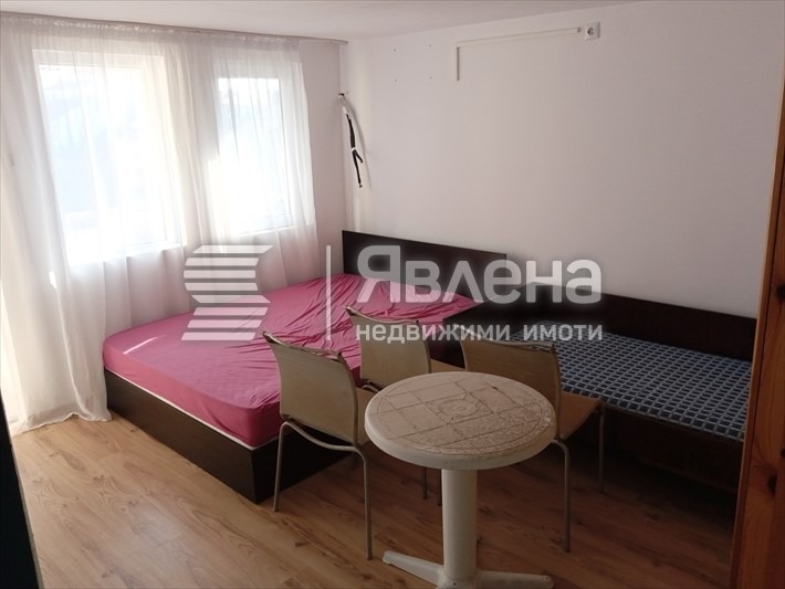 Продава ЕТАЖ ОТ КЪЩА, гр. Поморие, област Бургас, снимка 6 - Етаж от къща - 51609944