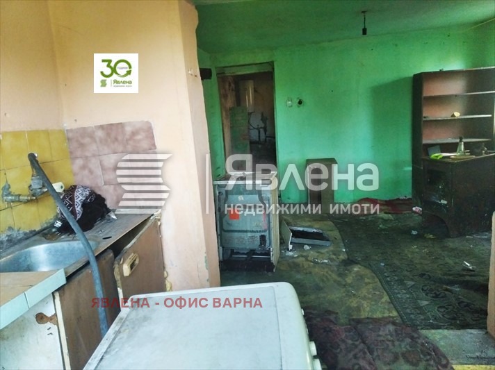 Продава ЕТАЖ ОТ КЪЩА, гр. Игнатиево, област Варна, снимка 4 - Етаж от къща - 56320476