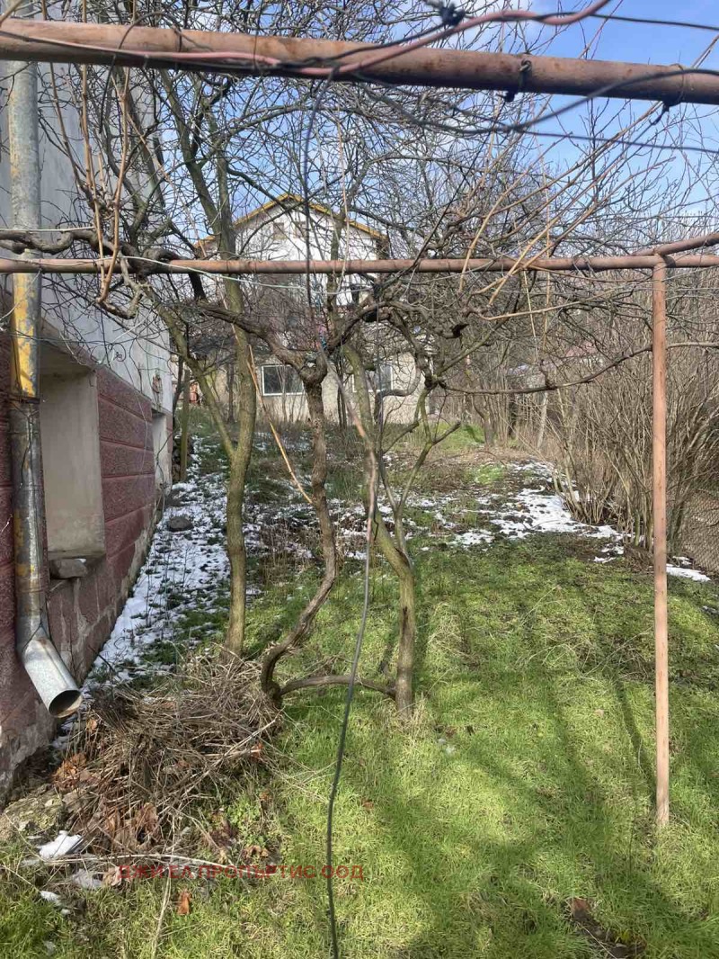 Продава КЪЩА, с. Владо Тричков, област София област, снимка 2 - Къщи - 53351671