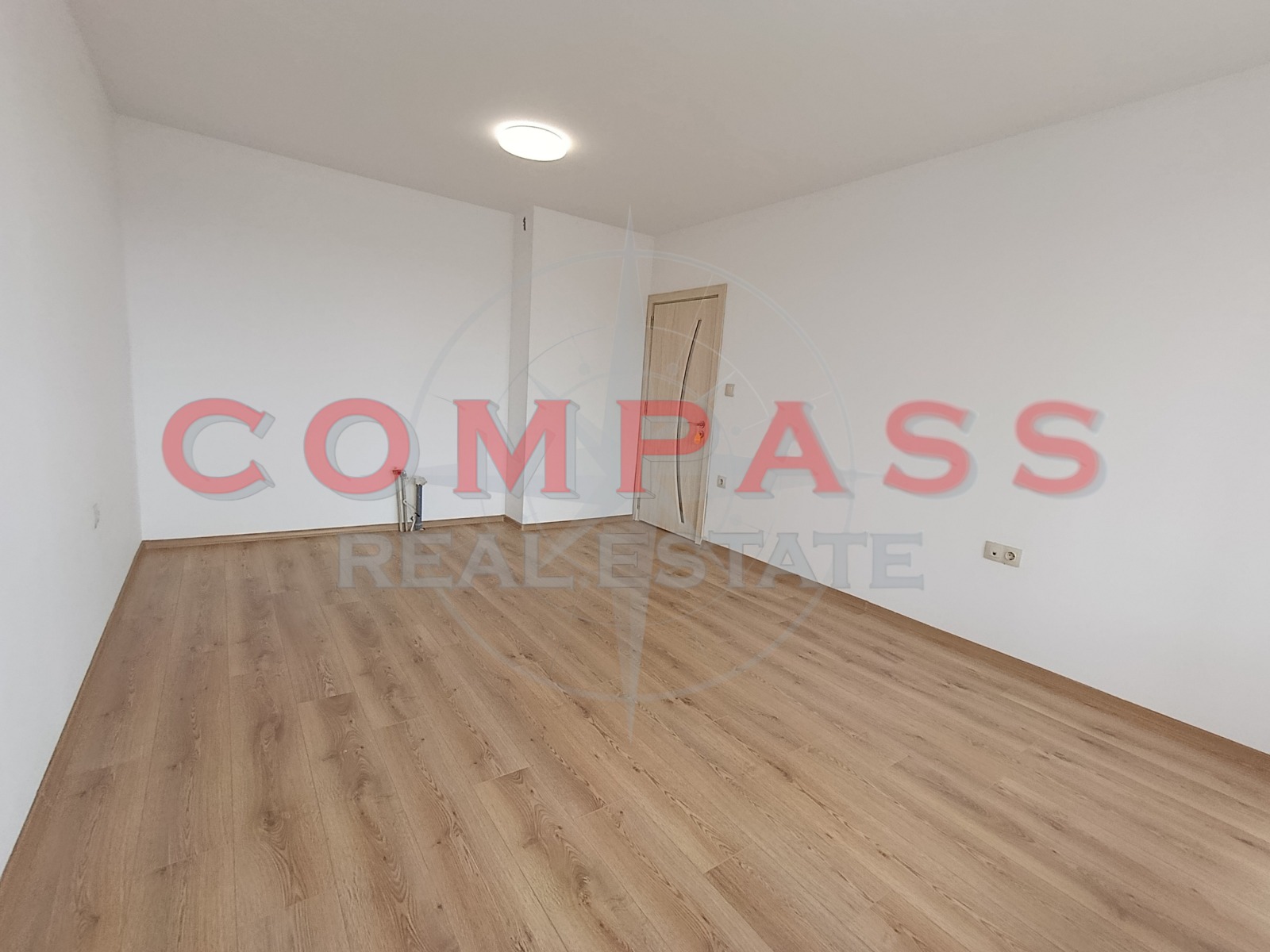 Продава 2-СТАЕН, гр. Варна, Гранд Мол, снимка 2 - Апартаменти - 54212331