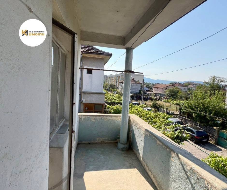 Продава ЕТАЖ ОТ КЪЩА, гр. Баня, област Пловдив, снимка 5 - Етаж от къща - 55848743