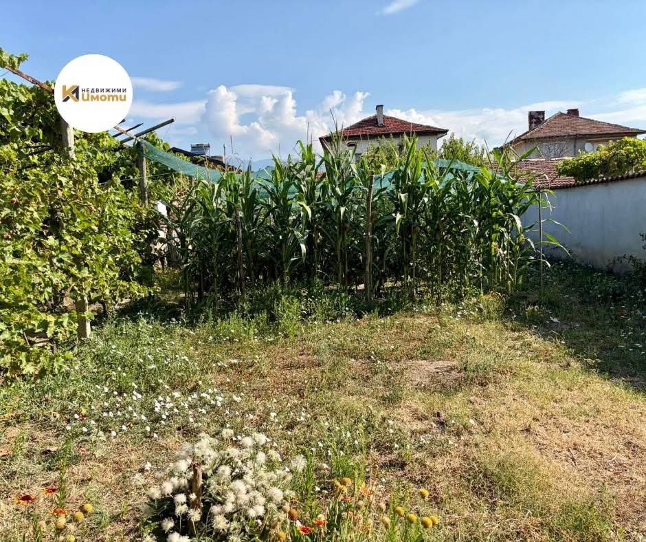 Продава ЕТАЖ ОТ КЪЩА, гр. Баня, област Пловдив, снимка 11 - Етаж от къща - 55848743