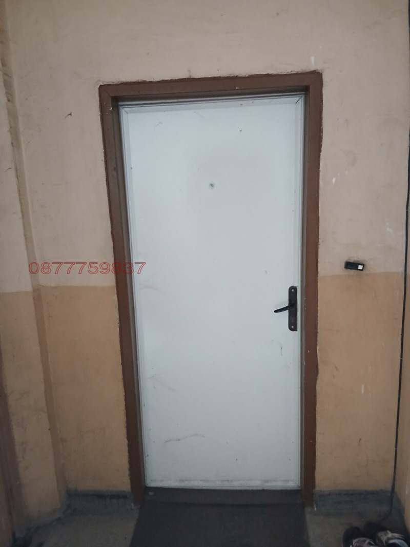 Продава 2-СТАЕН, гр. Белене, област Плевен