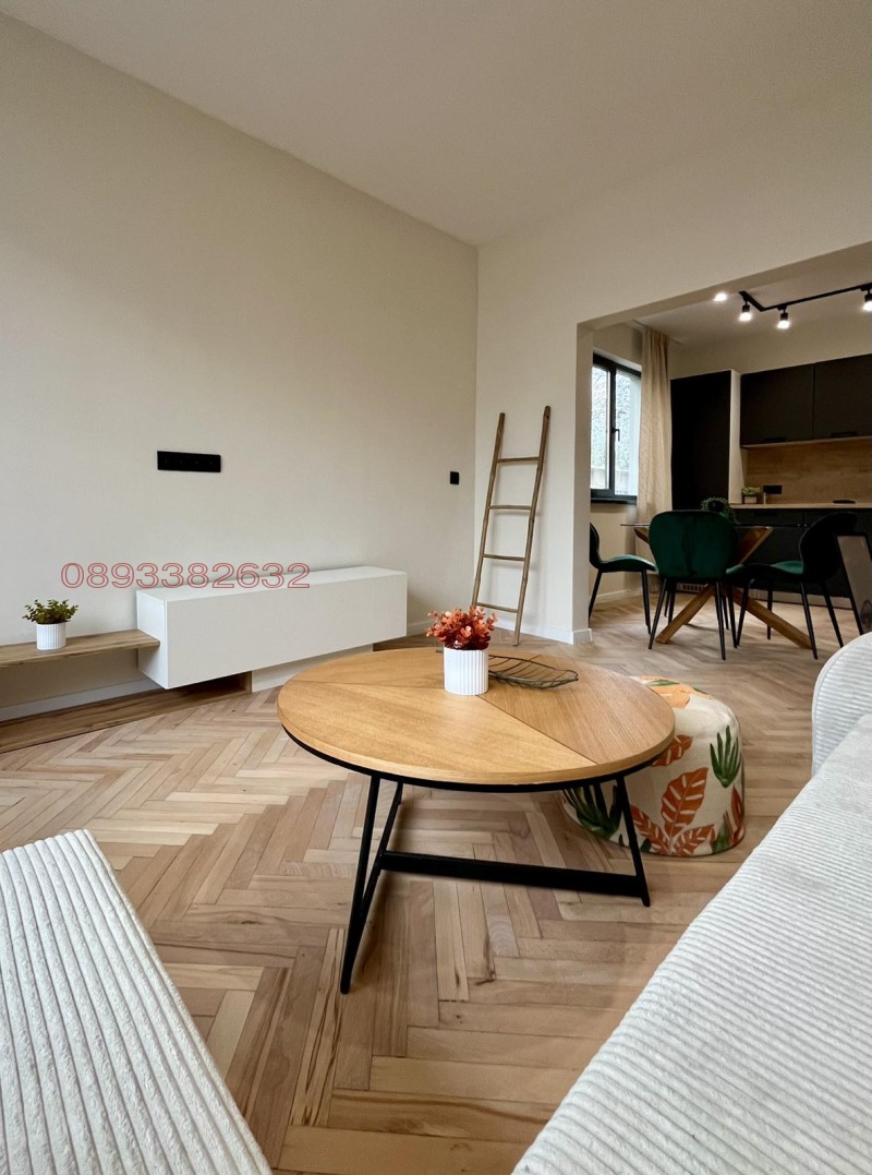Продава  3-стаен област Пловдив , гр. Карлово , 100 кв.м | 57034874 - изображение [2]