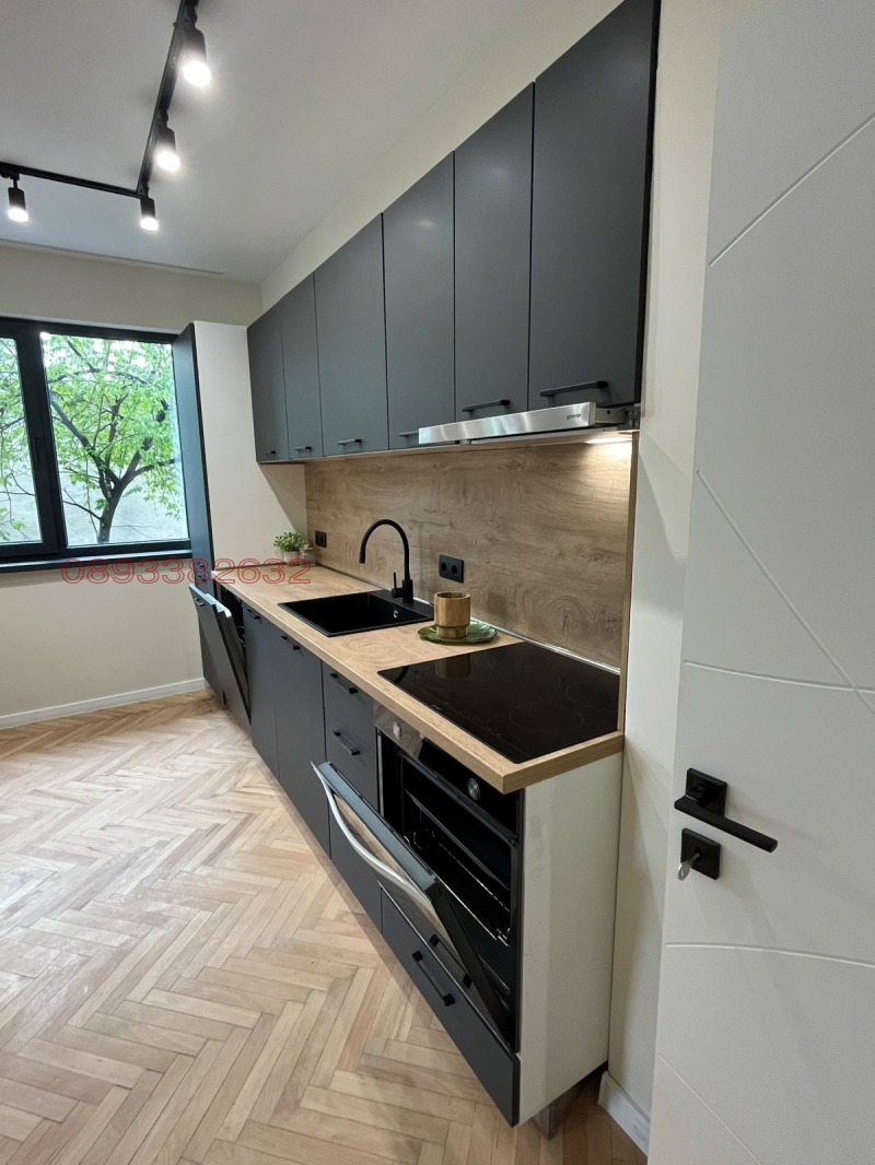 Продава  3-стаен област Пловдив , гр. Карлово , 100 кв.м | 57034874 - изображение [5]