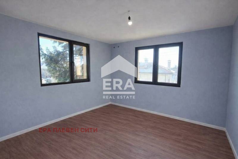 Продава КЪЩА, гр. Долна Митрополия, област Плевен, снимка 2 - Къщи - 53602385