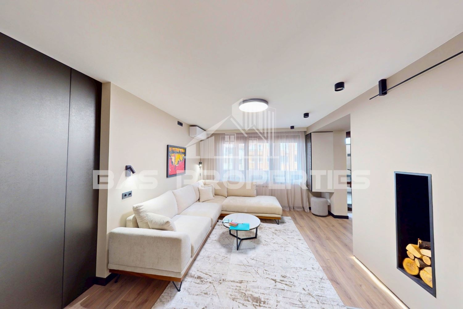 Продава МНОГОСТАЕН, гр. София, Център, снимка 3 - Апартаменти - 54216697