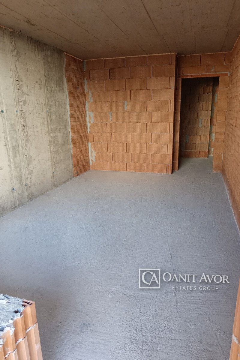 Продава 2-СТАЕН в град София, Малинова долина - 100 кв.м / 163 900 € » 320 560.54 лв., ОАНИТ АВОР