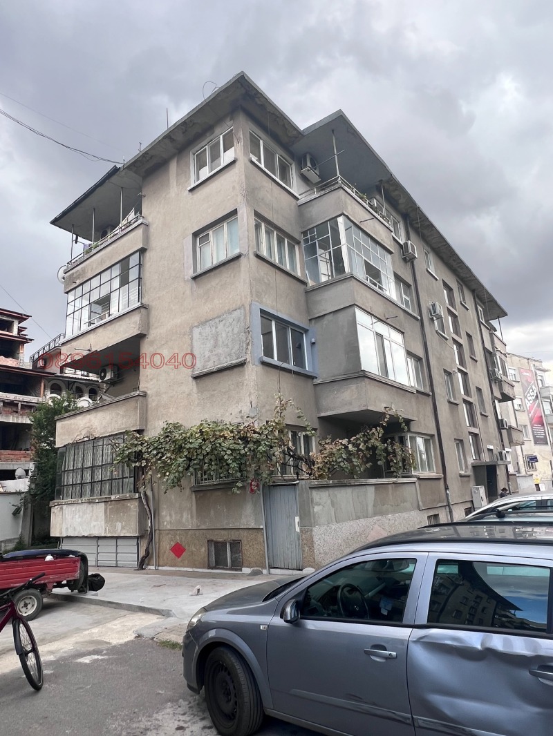 Продава 3-СТАЕН в град Ямбол, Център - 90 кв.м / При запитване