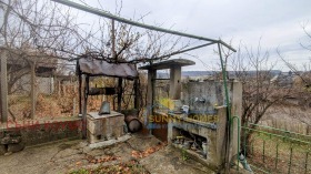 Casa Prisovo, regiunea Veliko Tarnovo 11