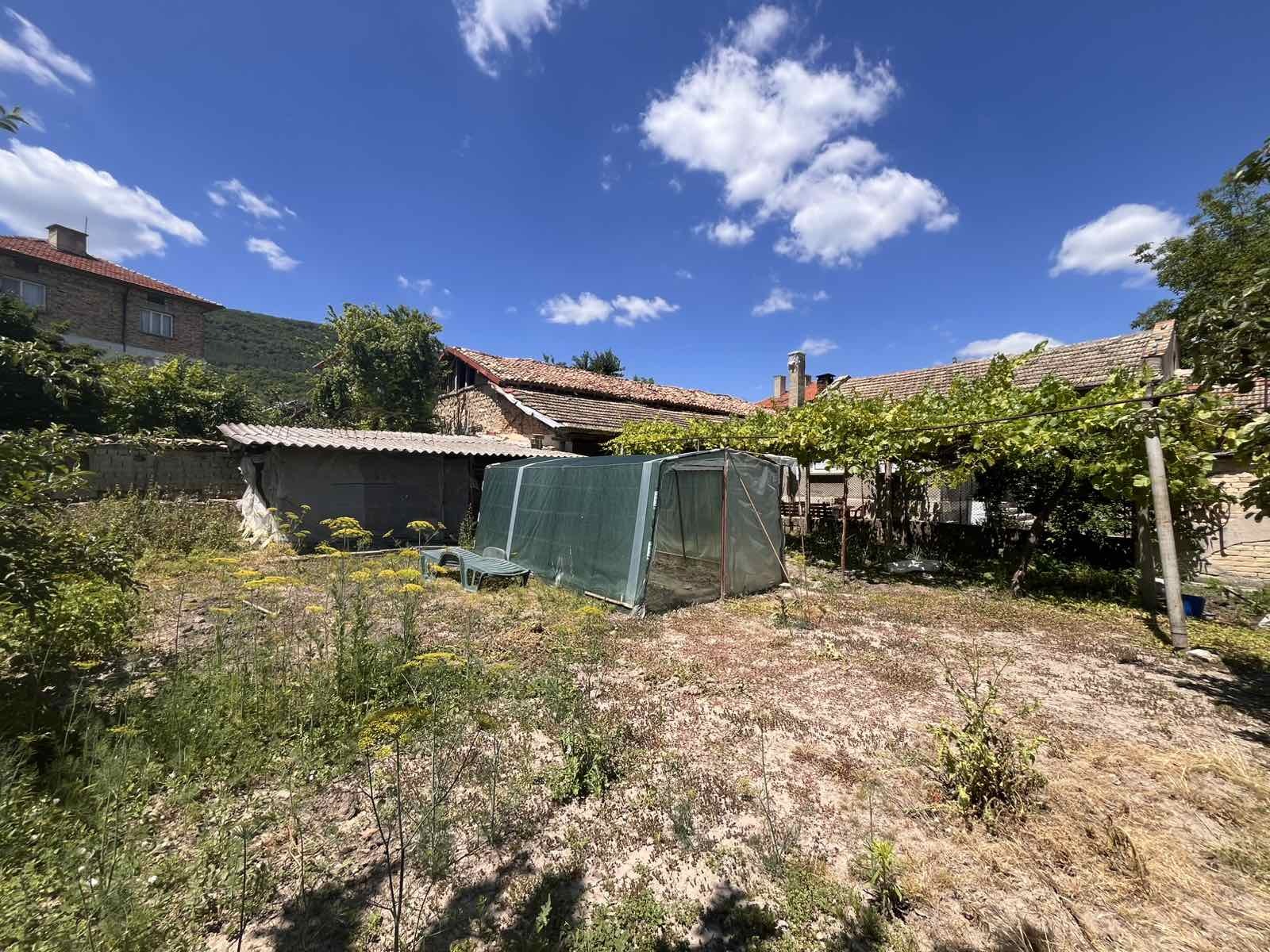 Продава КЪЩА, гр. Шумен, Дивдядово, снимка 9 - Къщи - 54711944