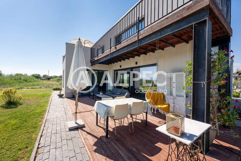 Продава КЪЩА, с. Радиново, област Пловдив, снимка 15 - Къщи - 55616116