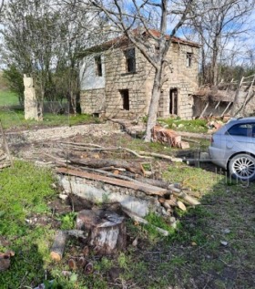 Продажба на имоти в с. Манастир, област Варна - изображение 2 