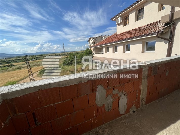 For Sale  3+ bedroom Blagoevgrad , Osvobozhdenie , 156 sq.m | 17432590