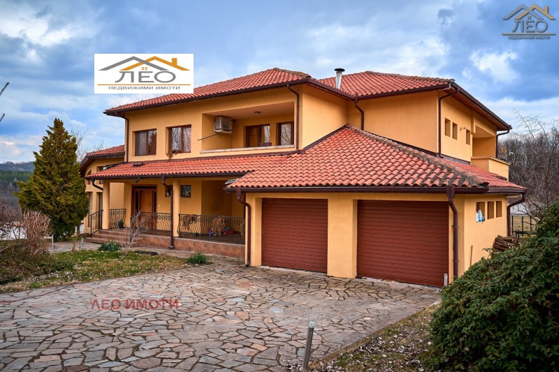 Продава КЪЩА в област Габрово, гр. Севлиево - 680 кв.м / 630 000 € » 1 232 172.90 лв., ЛЕО ИМОТИ