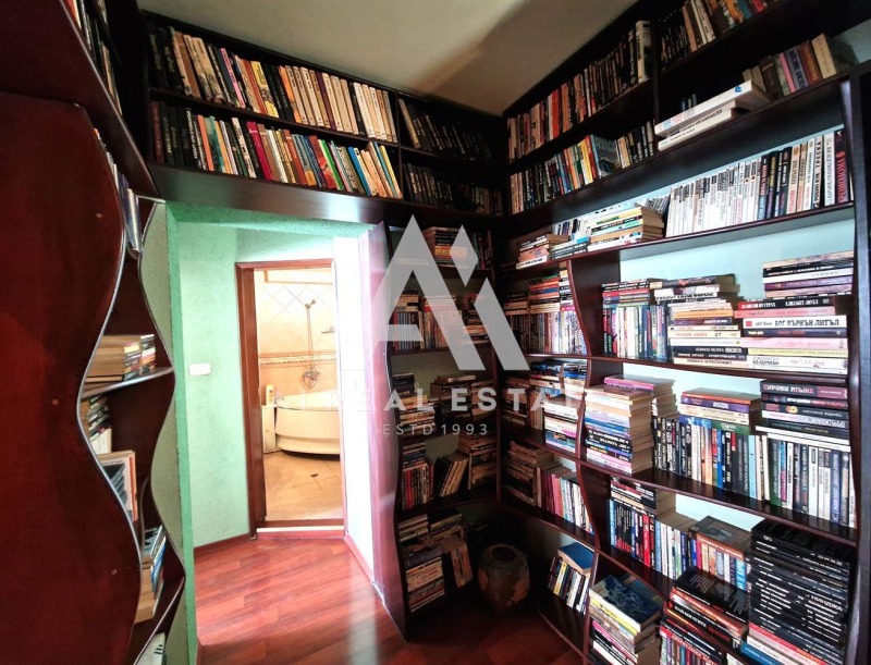 Продава  Мезонет град Плевен , Идеален център , 141 кв.м | 39141454 - изображение [12]