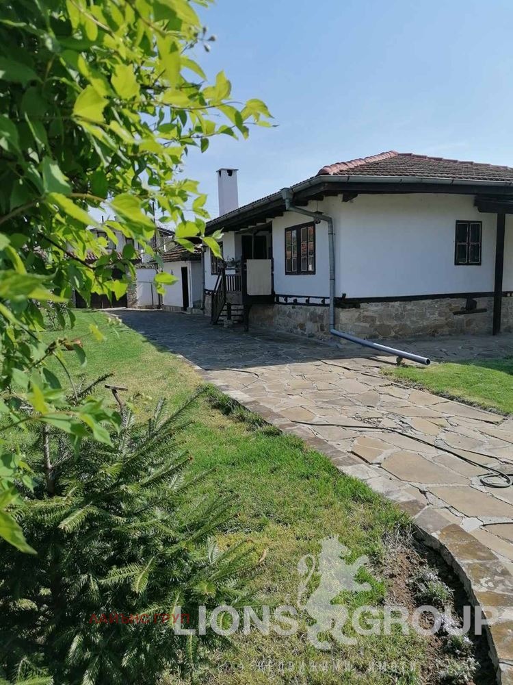 Продава КЪЩА, с. Аспарухово, област Варна, снимка 1 - Къщи - 48138517