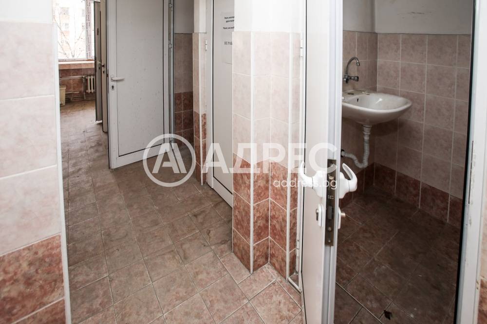Продава ОФИС, гр. София, Зона Б-19, снимка 8 - Офиси - 55147095
