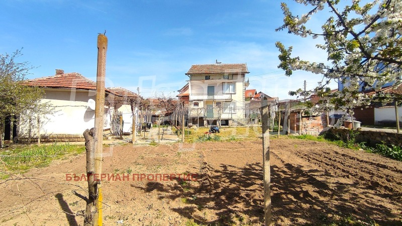 Продава КЪЩА в област Стара Загора, с. Ягода - 170 кв.м / 300 000 € » 586 749.00 лв., БЪЛГЕРИАН ПРОПЕРТИС