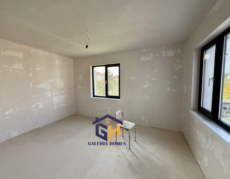 Продава КЪЩА, гр. Бургас, с. Маринка, снимка 5 - Къщи - 52142034