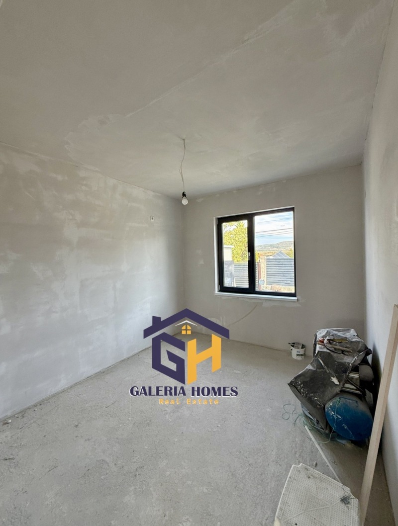 Продава КЪЩА, гр. Бургас, с. Маринка, снимка 6 - Къщи - 52142034