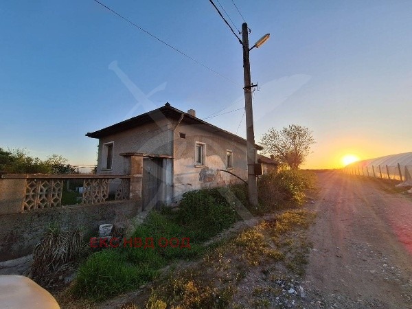 Продава КЪЩА, област Пловдив, с. Градина • 26500 € / 51829.49 лв. • 62197244 1