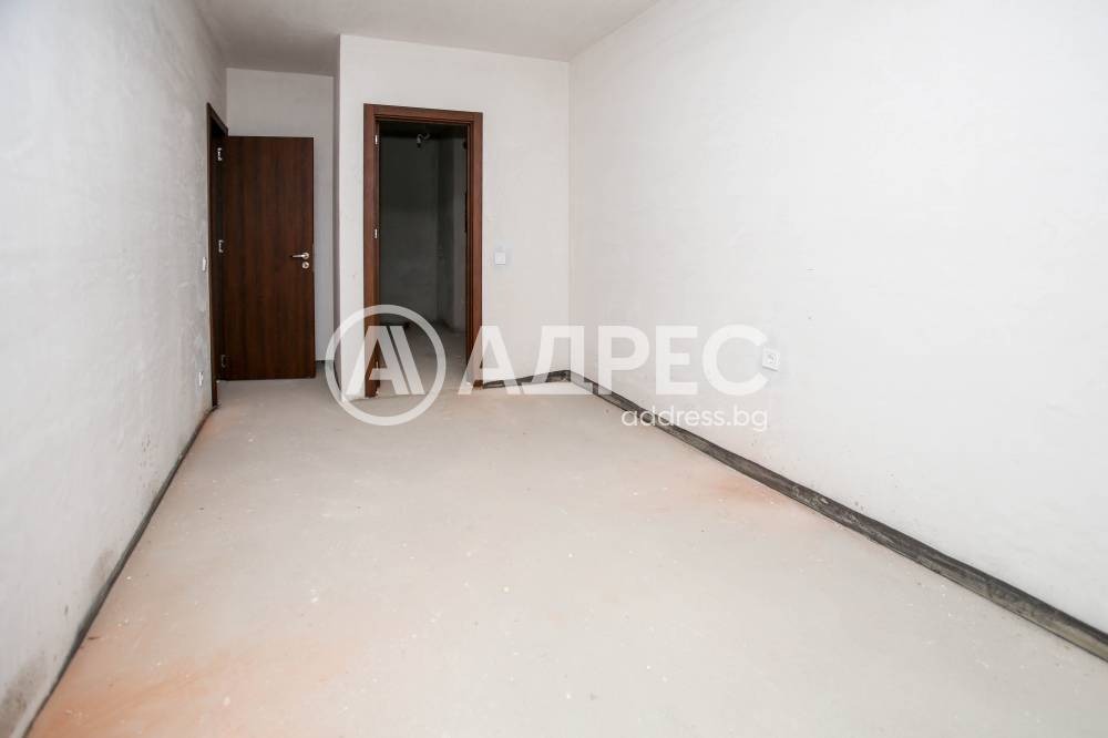 Продава 3-СТАЕН, гр. София, Център, снимка 2 - Апартаменти - 54847785