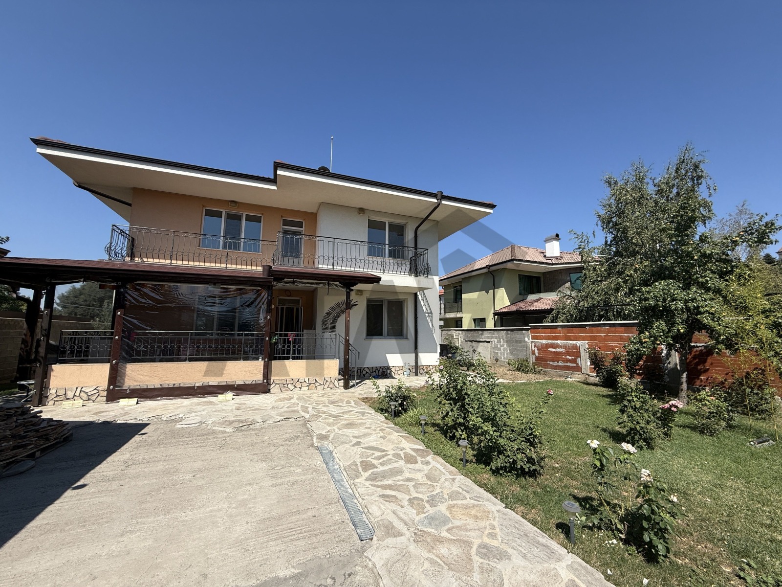 Продава КЪЩА, гр. Пловдив, Коматево
