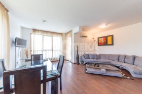 1 Schlafzimmer k.k. Zlatni pjasazi, Warna