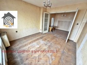 Продава  3-стаен, град София