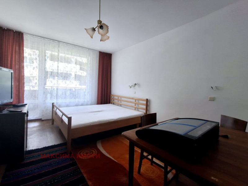 Продава  2-стаен, град Бургас, Меден рудник - зона Б •  109 900 EUR • ID 60905907 — holmes.bg - [1] 