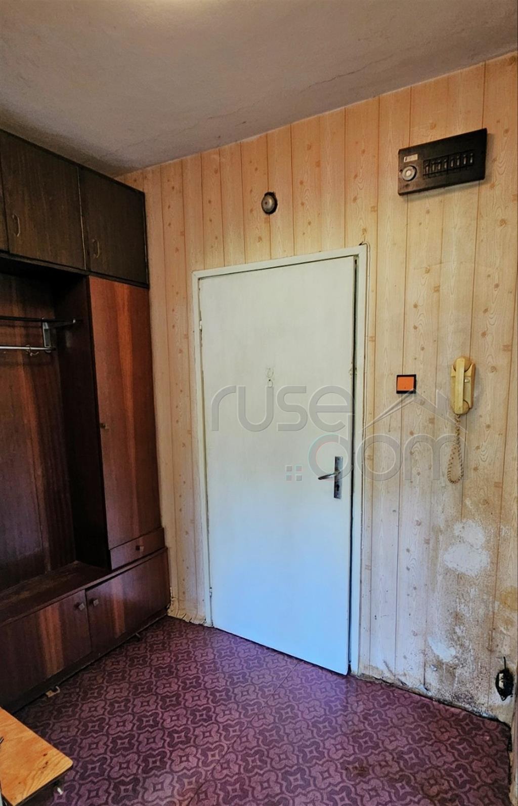 Продава 1-СТАЕН, гр. Русе, Централен южен район, снимка 10 - Апартаменти - 54581597
