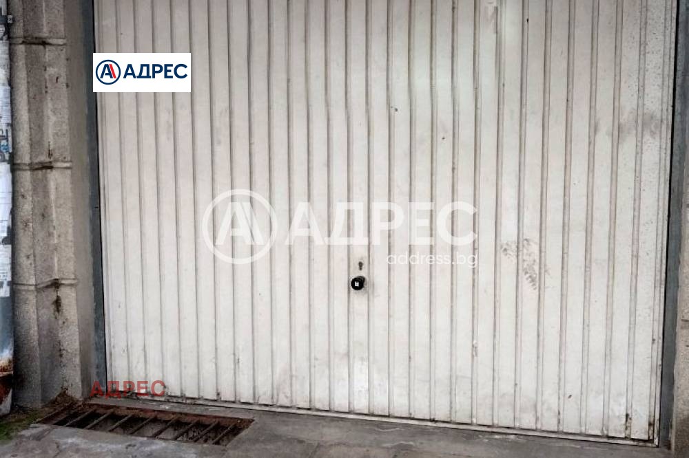 Продава ГАРАЖ, ПАРКОМЯСТО, гр. Варна, Спортна зала, снимка 3 - Гаражи и паркоместа - 54278368
